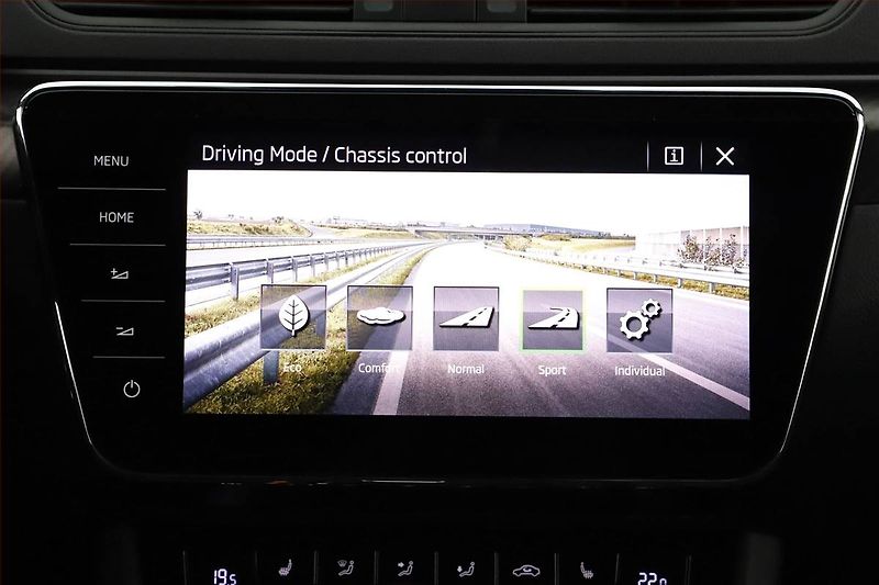 Škoda Superb (2020) Sportline iV 1.4 TSI PHEV - fotka 15 z 31