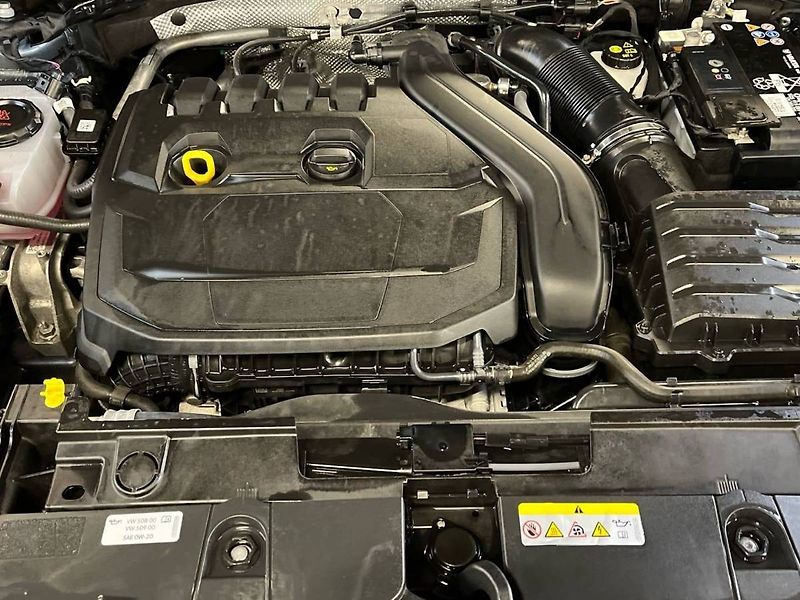 Cupra Formentor (2024) 1.5 TSI DSG - fotka 17 z 20