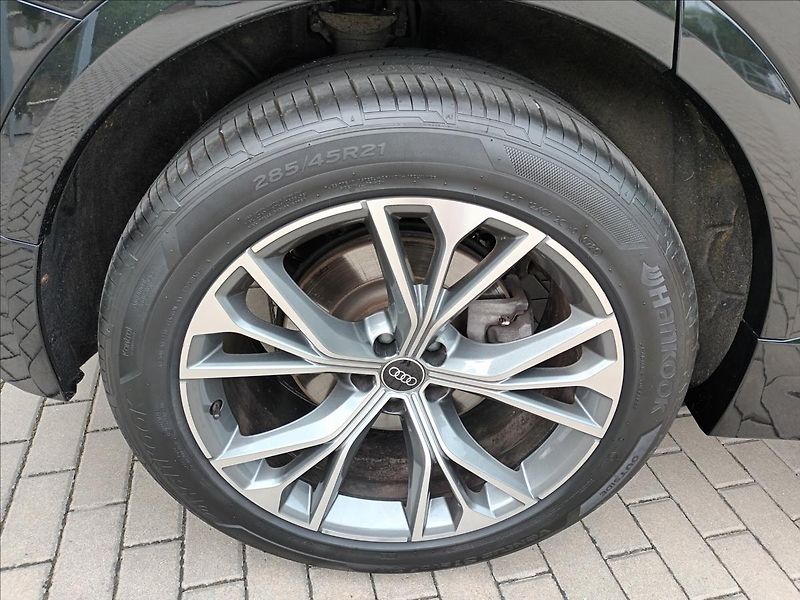Audi Q8 3,0 TDI,210KW,S-line,1MAJ,LED, - fotka 26 z 37