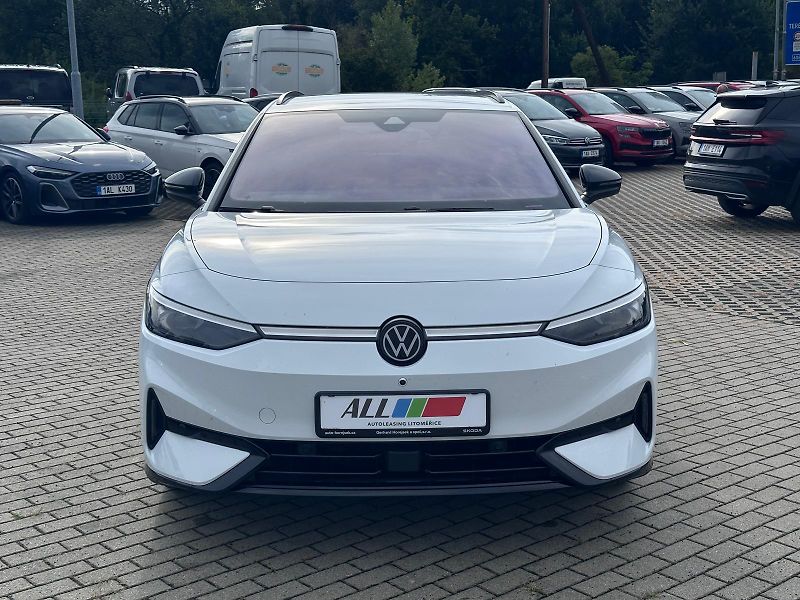 Volkswagen ID.7 Tourer Pro 210kW  - fotka 8 z 15