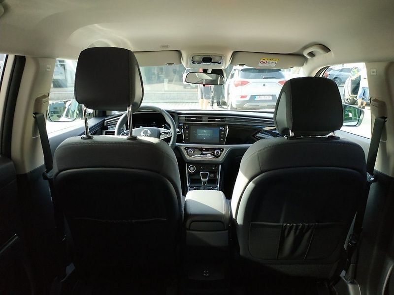 KGM Korando 1.5T, SMART,2WD, AT, SKLADEM - fotka 10 z 35
