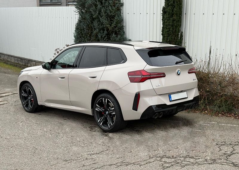 BMW X3 M50i H&K PANO PC 2.515.000 - fotka 3 z 13