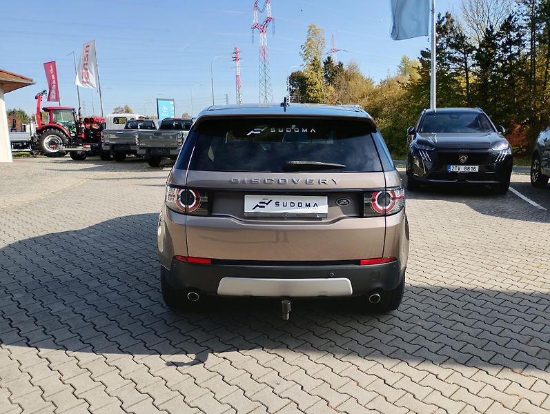 Land Rover Discovery Sport (2016) 2.0 TD4 HSE AWD AUT - fotka 6 z 26