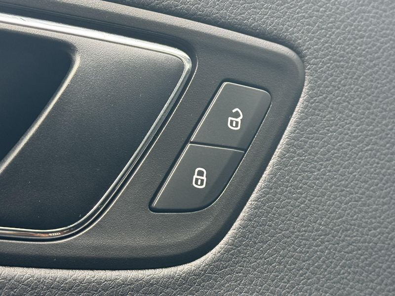 Seat Ateca (2018) 1.4TSi DSG Xcellence, RZV - fotka 27 z 54