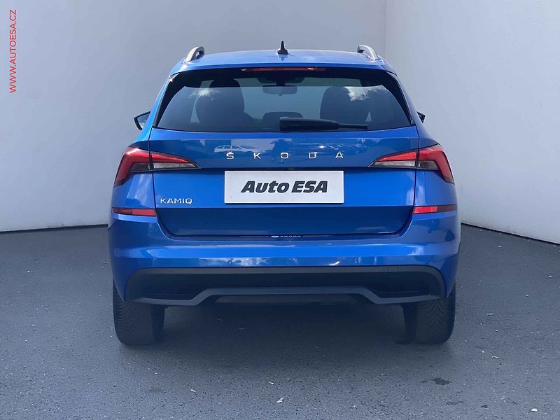 Škoda Kamiq (2022) 1.0 TSi, Ambition, LED - fotka 5 z 19