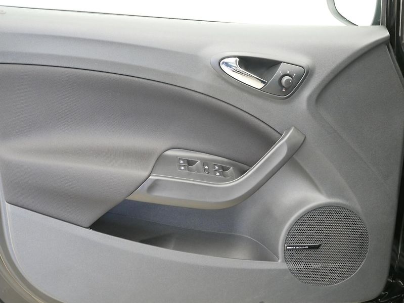 Seat Ibiza - fotka 12 z 28