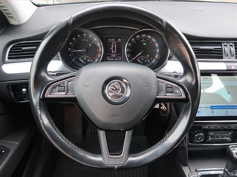 Škoda Superb (2013) Ambition Plus 2.0 TDI, Automat - fotka 17 z 17