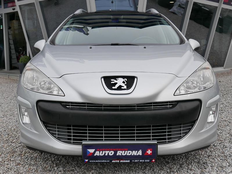 Peugeot 308 1,6 HDI 80kW SW Panorama Sport - fotka 4 z 40