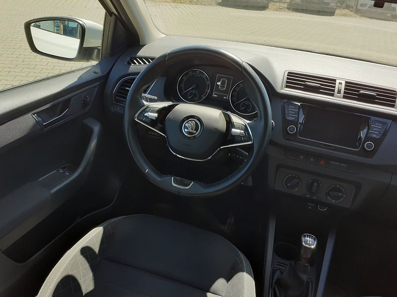 Škoda Fabia (2022) Kombi 1.0 TSi  ČR - fotka 8 z 31
