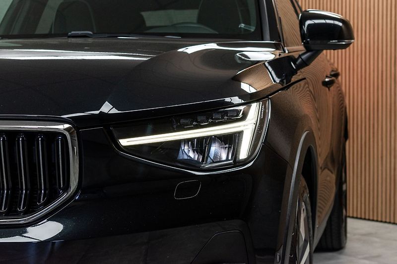 Volvo XC40 B4 AWD ULTIMATE BRIGHT*ČR 1.M* - fotka 37 z 42