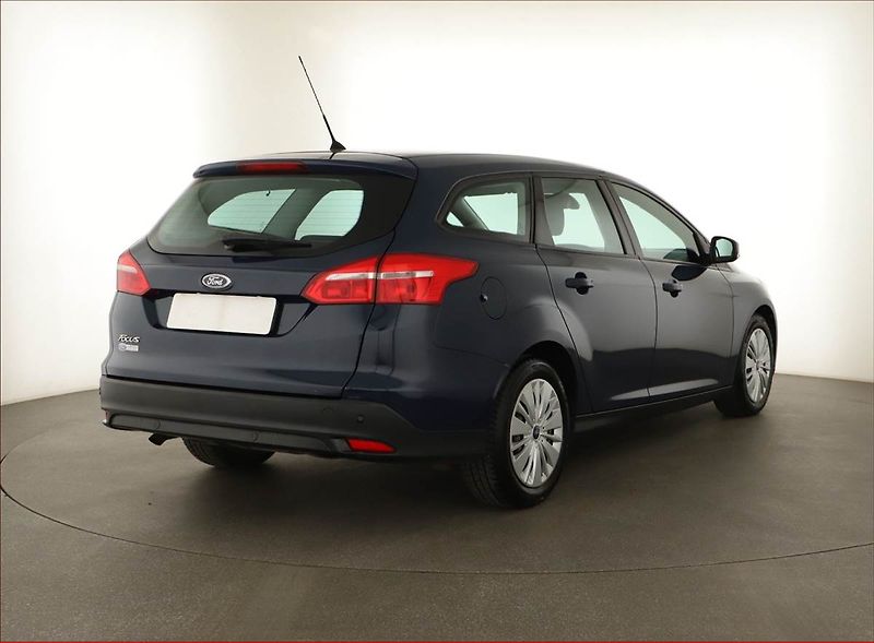 Ford Focus (2016) 1.5 TDCi, Serv.kniha, Tempomat - fotka 5 z 12