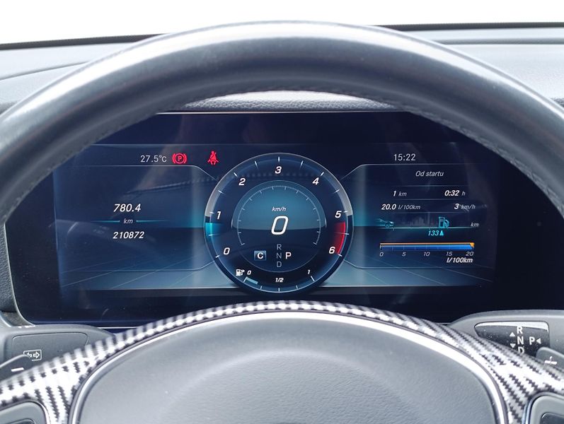 Mercedes-Benz Třídy E 220d 143kW 4MATIC ČR  - fotka 23 z 34