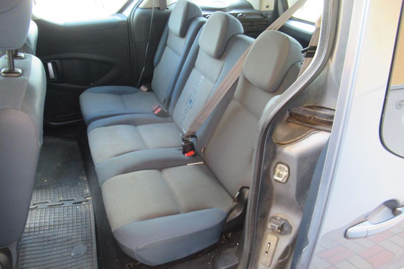 Citroën Berlingo MultiSpace 1.6 HDi KLIMA - fotka 11 z 12