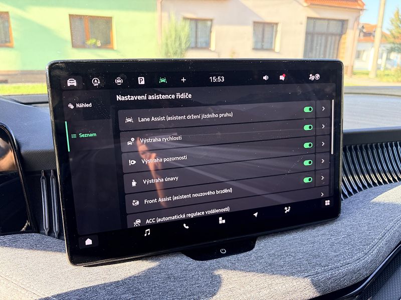 Škoda Superb SELECTION 2.0TDI 110KW DSG LED - fotka 46 z 68
