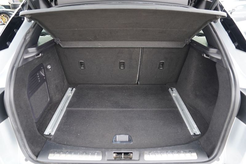 Land Rover Range Rover Evoque 2.2 TD4  R-Dynamic/AT/kůže - fotka 12 z 41