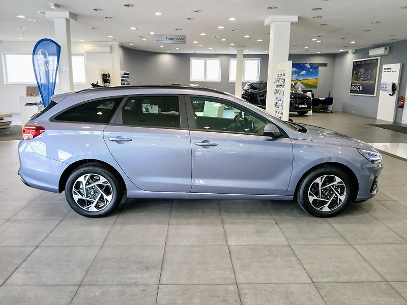 Hyundai i30 (2026) 1.0 T-GDI GO Czech! - fotka 8 z 17