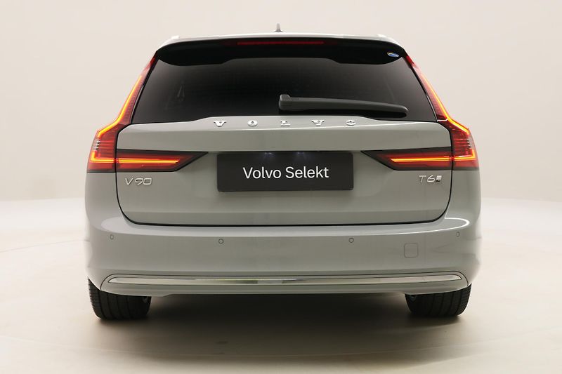 Volvo V90 T6 AWD RECHARGE REZERVACE - fotka 12 z 58