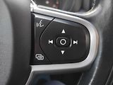Volvo XC60 2,0 D3 Drive-E, Momentum Pro - náhled 31