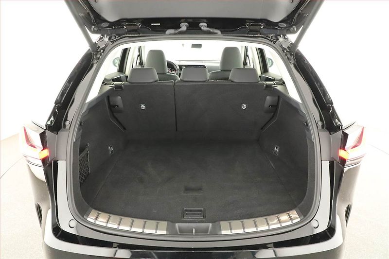 Lexus NX 200t (2024) 350h - fotka 15 z 16