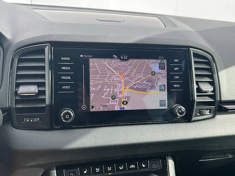 Škoda Karoq Sportline 7DSG 1,5TSI - fotka 18 z 26