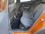 Peugeot 2008 (2022) 1.5 HDi, Style, kamera - náhled 10