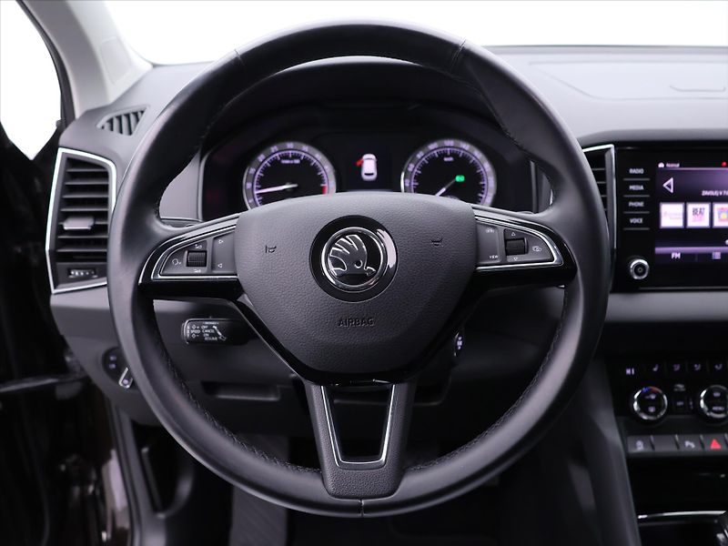Škoda Karoq 2,0 TDI 110kW DSG CZ Style+ - fotka 19 z 40