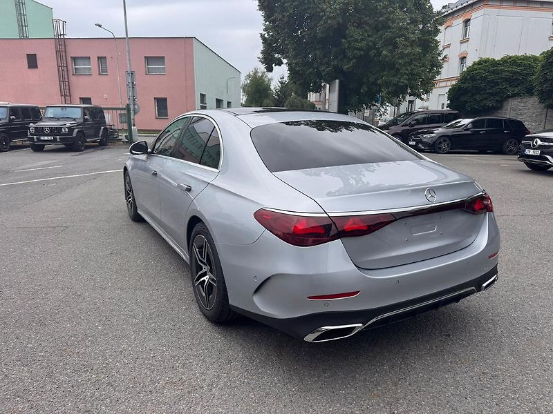 Mercedes-Benz Třídy E (2026) E 450 d 4MATIC - fotka 5 z 23