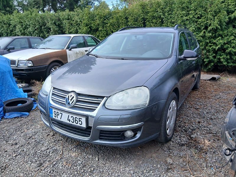 Volkswagen Golf 1.4TSI, točí, ale nechytne - fotka 2 z 16