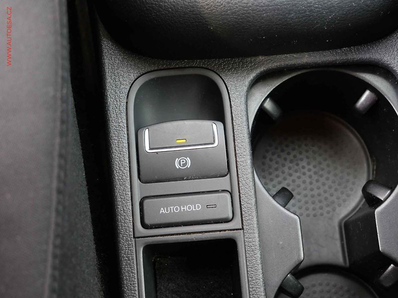 Volkswagen Tiguan (2014) 2.0TDi 4x4, DSG, TZ, AC - fotka 19 z 20