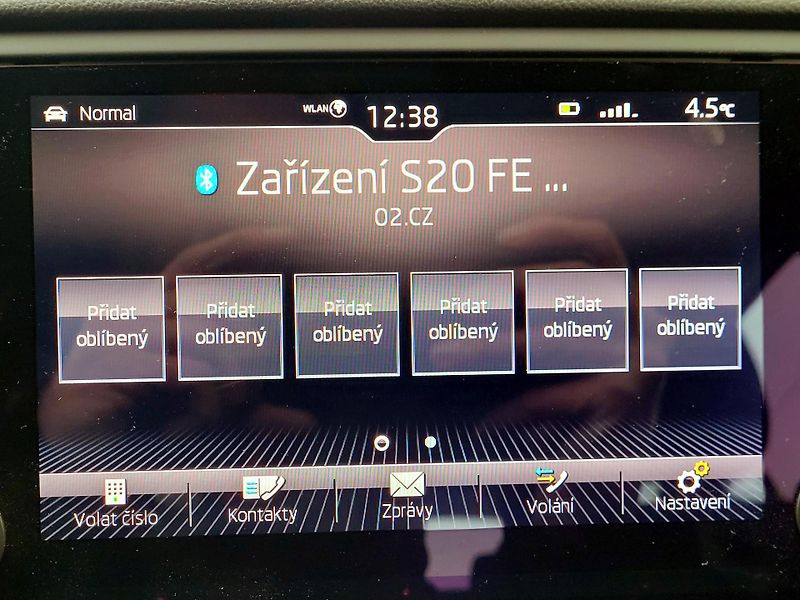 Škoda Octavia TDi 4x4 SERV.KNÍŽKA,CEBIA    - fotka 39 z 61