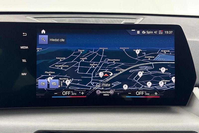 BMW X1 sDrive18i - fotka 17 z 22