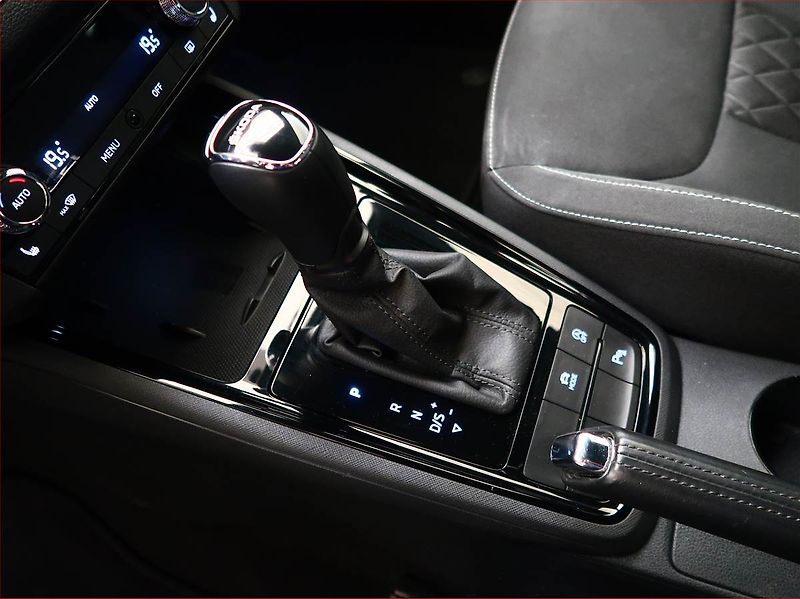 Škoda Kamiq (2019) 1.0 TSI, Automat, Navi - fotka 13 z 18