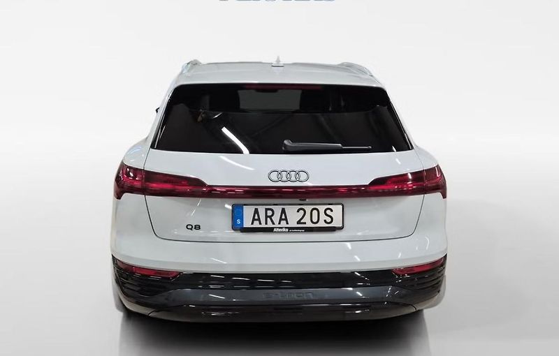 Audi Q8 e-tron 50 Q Kamera Matrix Kůže   - fotka 5 z 15