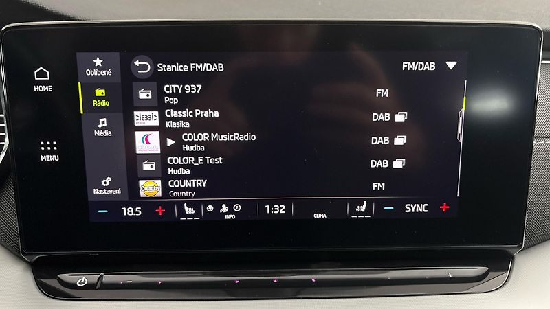 Škoda Octavia 2.0 TDI DSG Style - fotka 11 z 27