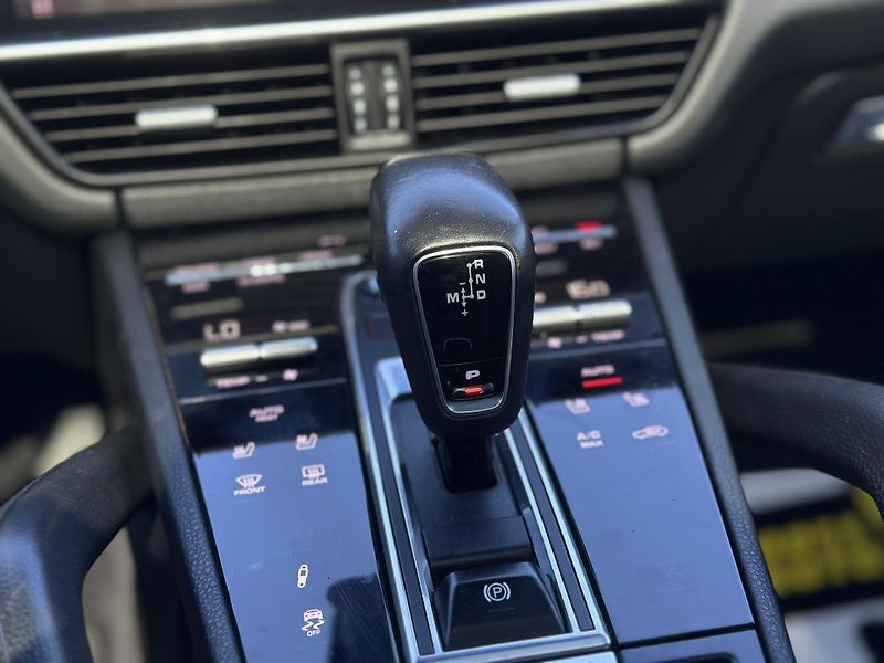 Porsche Cayenne (2020) Porsche Cayenne 2020 - fotka 15 z 21