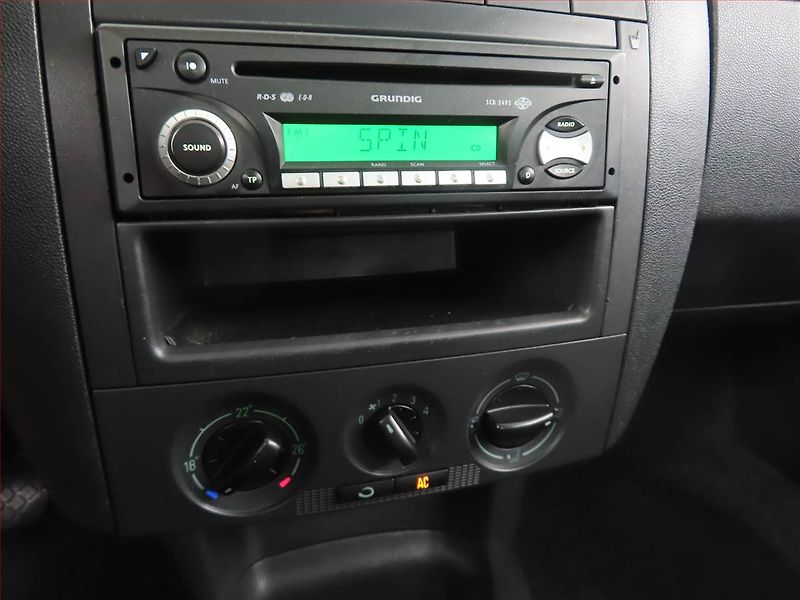Škoda Fabia (2006) 1.4 TDI, Eko.zaplacen - fotka 12 z 14
