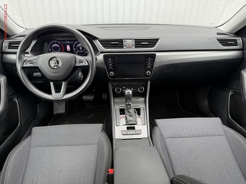 Škoda Superb (2019) 2.0 TDi, ČR, Style, DSG, LED - fotka 8 z 23