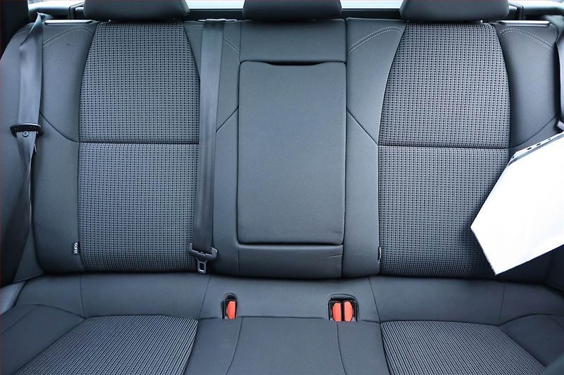 Peugeot 508 (2015) 2.0 HDi, Serv.kniha, Navi - fotka 10 z 22