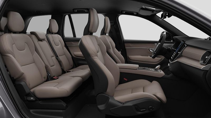 Volvo XC90 (2026) T8 AWD RECHARGE DARK PLUS 7m - fotka 4 z 11