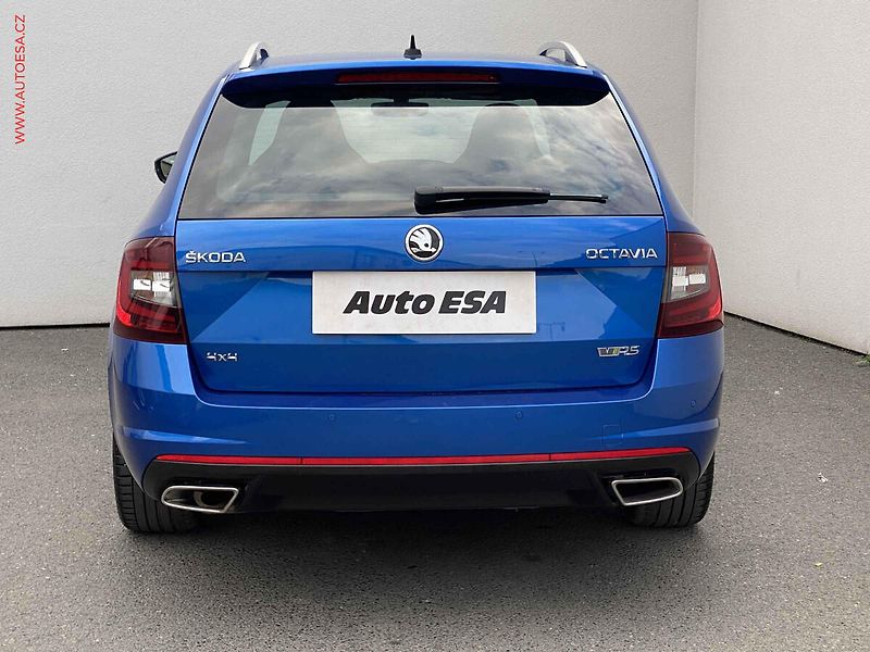 Škoda Octavia (2018) 2.0 TDi 4x4, RS, DSG, LED - fotka 5 z 19