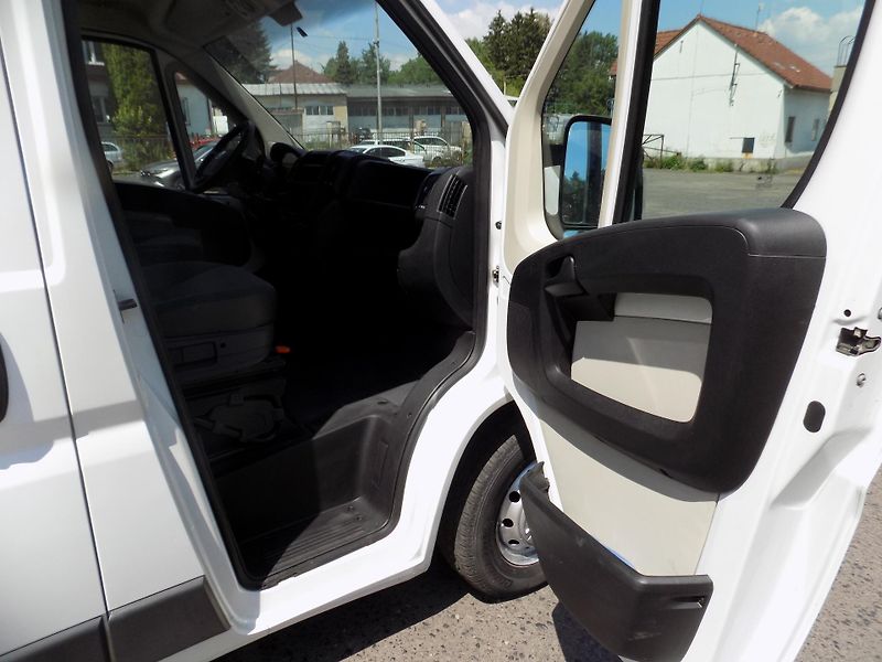 Fiat Ducato (2012) 2,3 96KW  MAXI KLIMA - fotka 22 z 34