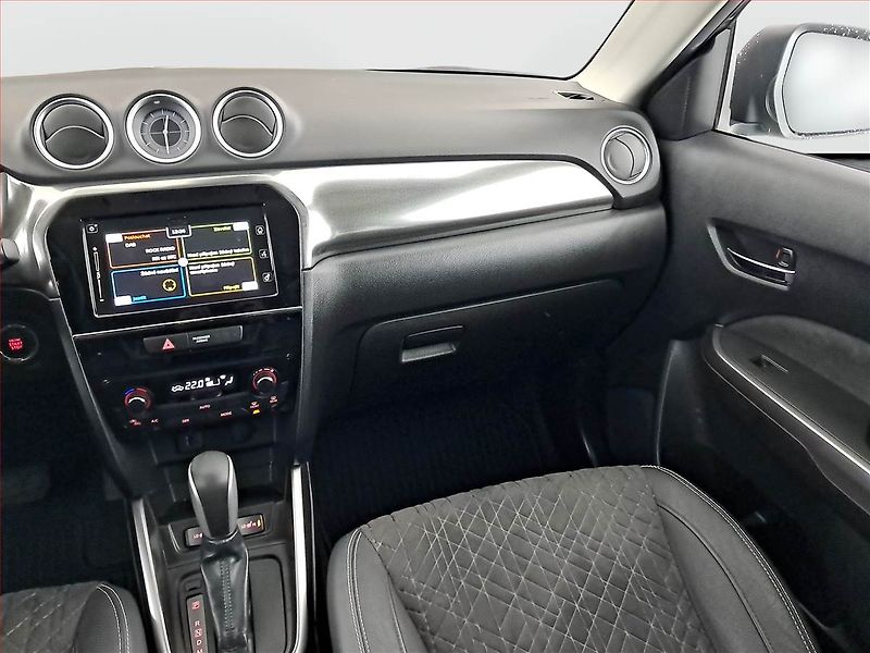 Suzuki Vitara (2021) Elegance 1.4 BoosterJet - fotka 8 z 19
