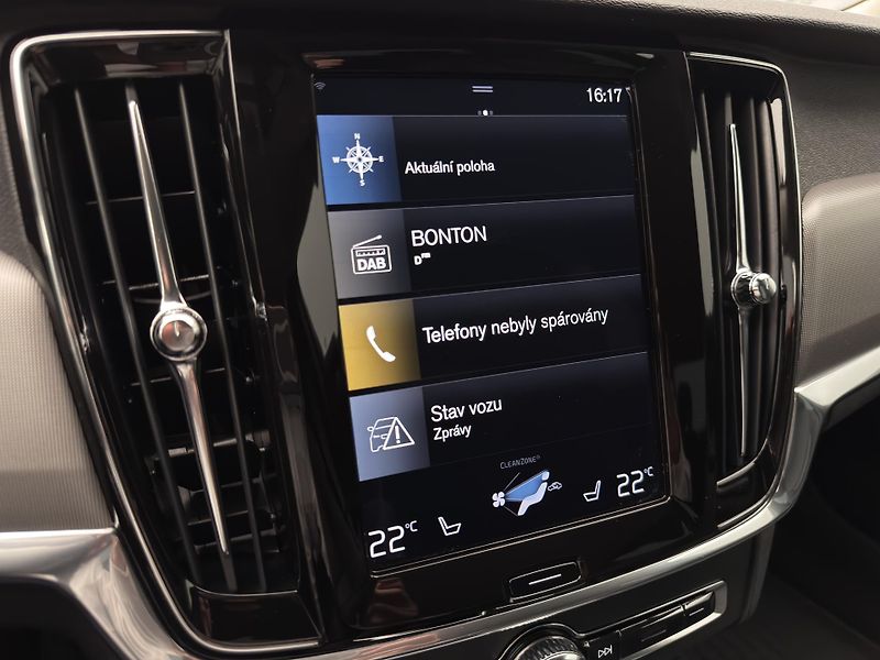 Volvo S90 B5 AWD MOMENTUM PRO  - fotka 29 z 45