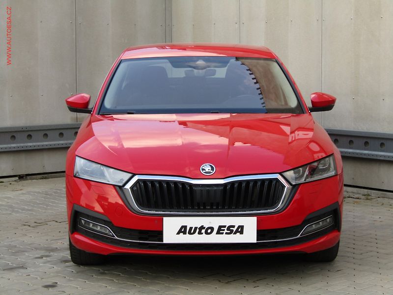 Škoda Octavia (2020) 2.0 TDi, 1.maj,ČR, Style, DSG - fotka 2 z 20