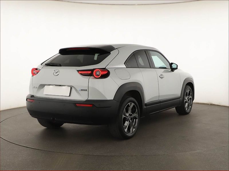 Mazda MX-30 (2020) e-Skyactiv, SoH 92%, Automat - fotka 5 z 19