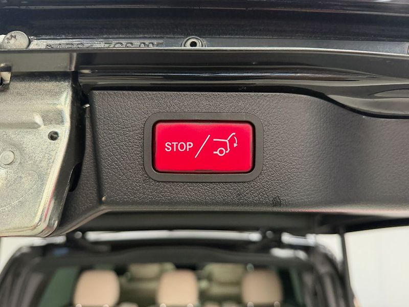 Mercedes-Benz Třídy V 300d 4M AMG LONG EXCLUSIVE, WE - fotka 32 z 33