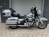 Harley-Davidson FLHTC Electra Glide Classic (2011) TC 103, 62kW, ČR, 1 majitel - náhled 1