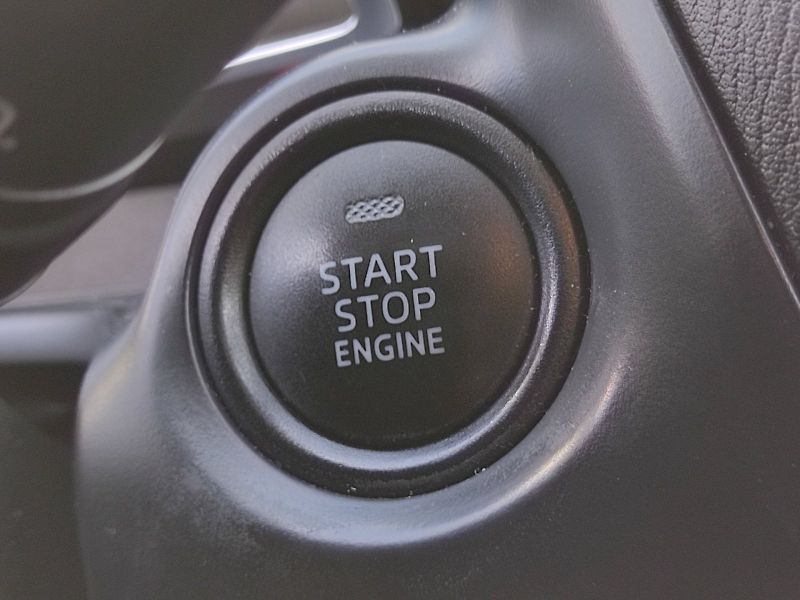 Mazda 3 (2016) 2.0 Skyactiv-G / 88 kW  Automa - fotka 25 z 37