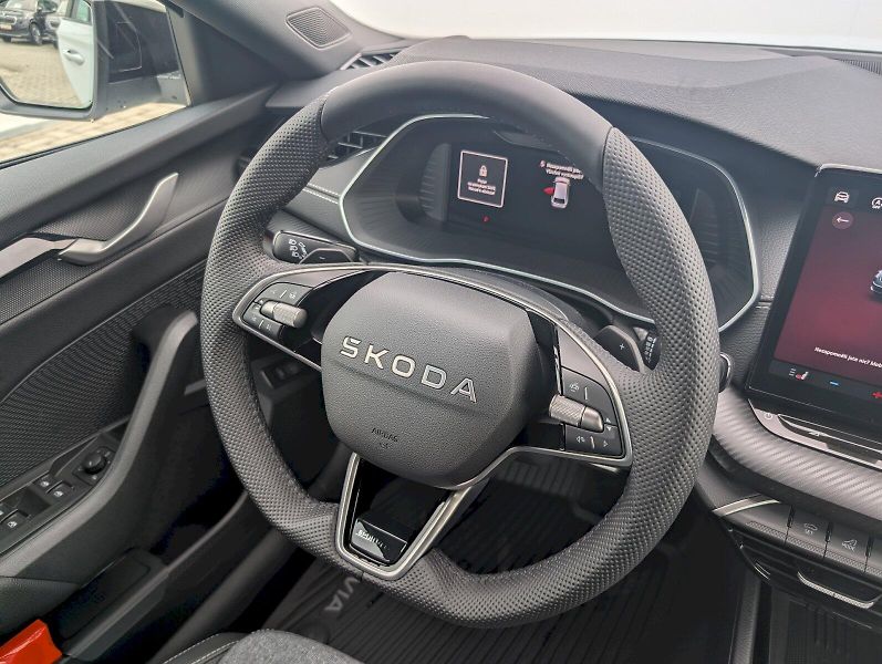 Škoda Octavia (2026) Combi 2,0 TDI / 110 kW DSG Spo - fotka 17 z 30