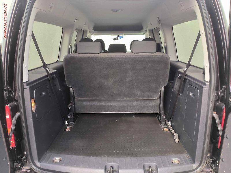 Volkswagen Caddy (2015) 2.0TDi MAXi 7míst - fotka 7 z 20
